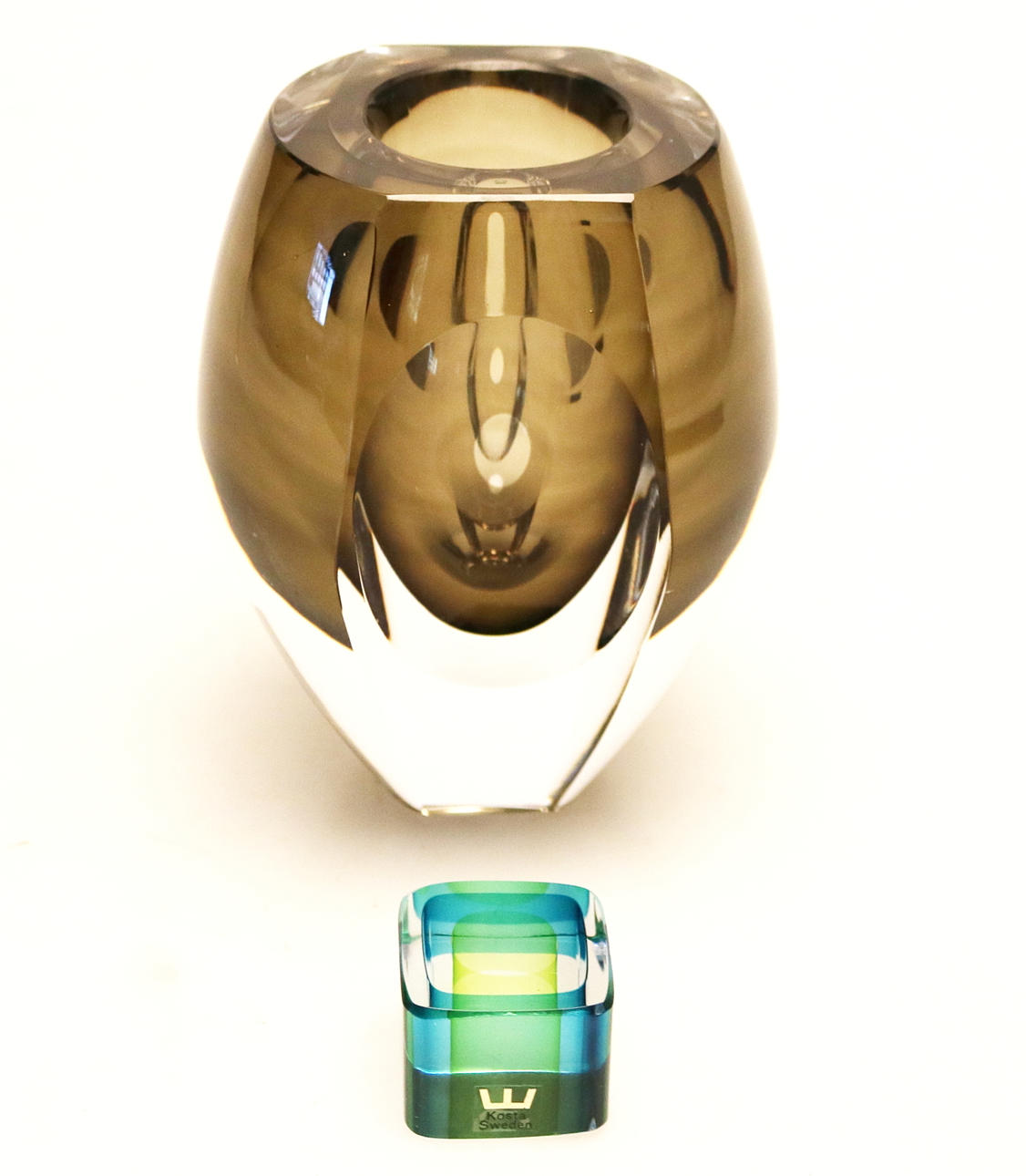 MONA MORALES SCHILDT. VAS och RUMSSMYCKE, Kosta, 1960-tal.