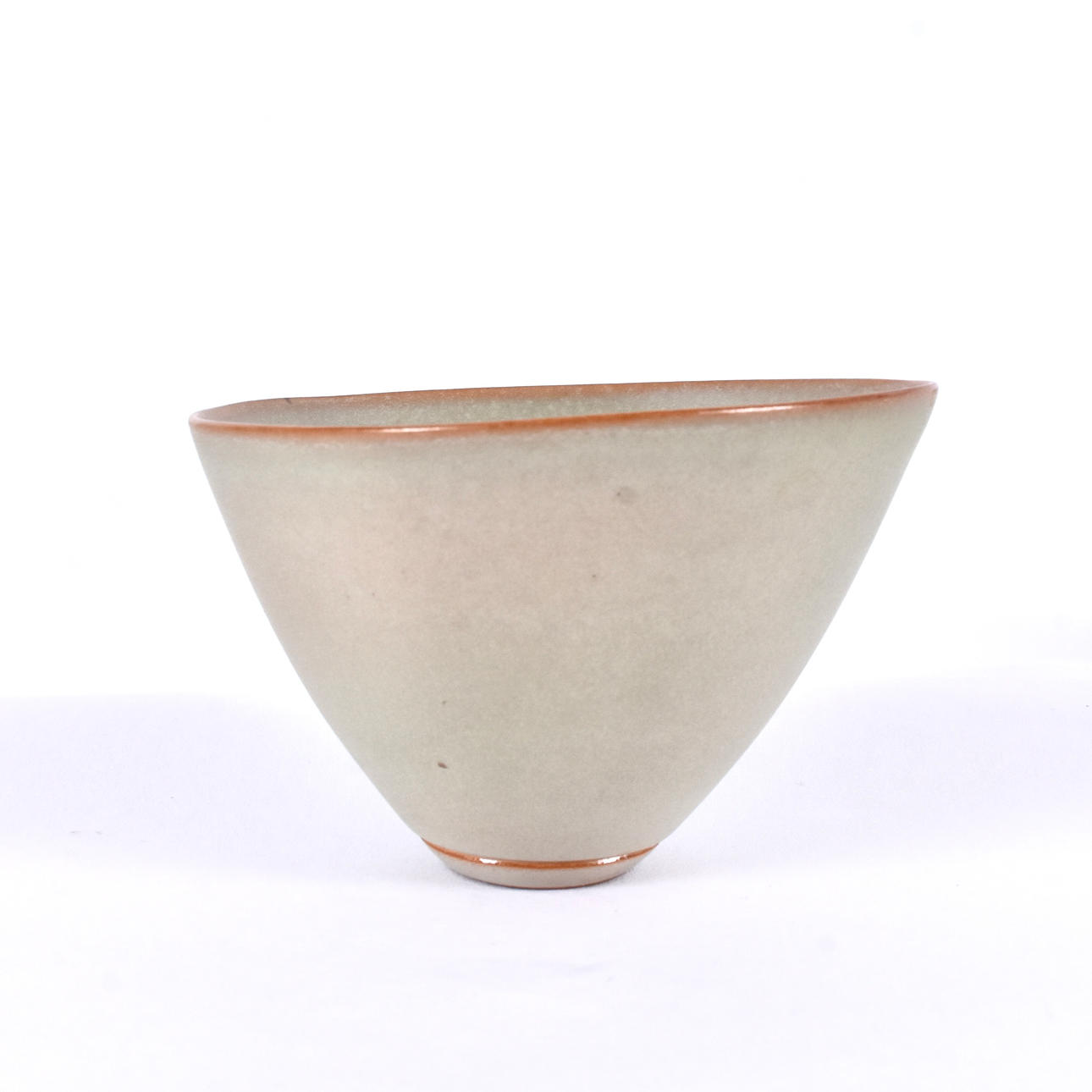 INGRID ATTERBERG. A bowl, sinterglaze, Upsala Ekeby 1957.