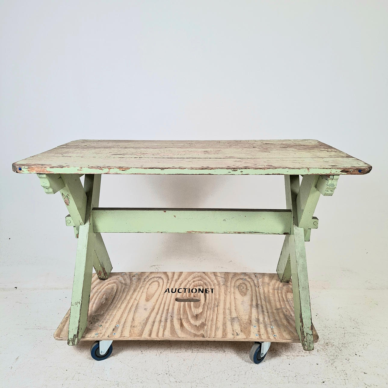 A trestle table, 1800/20th century.