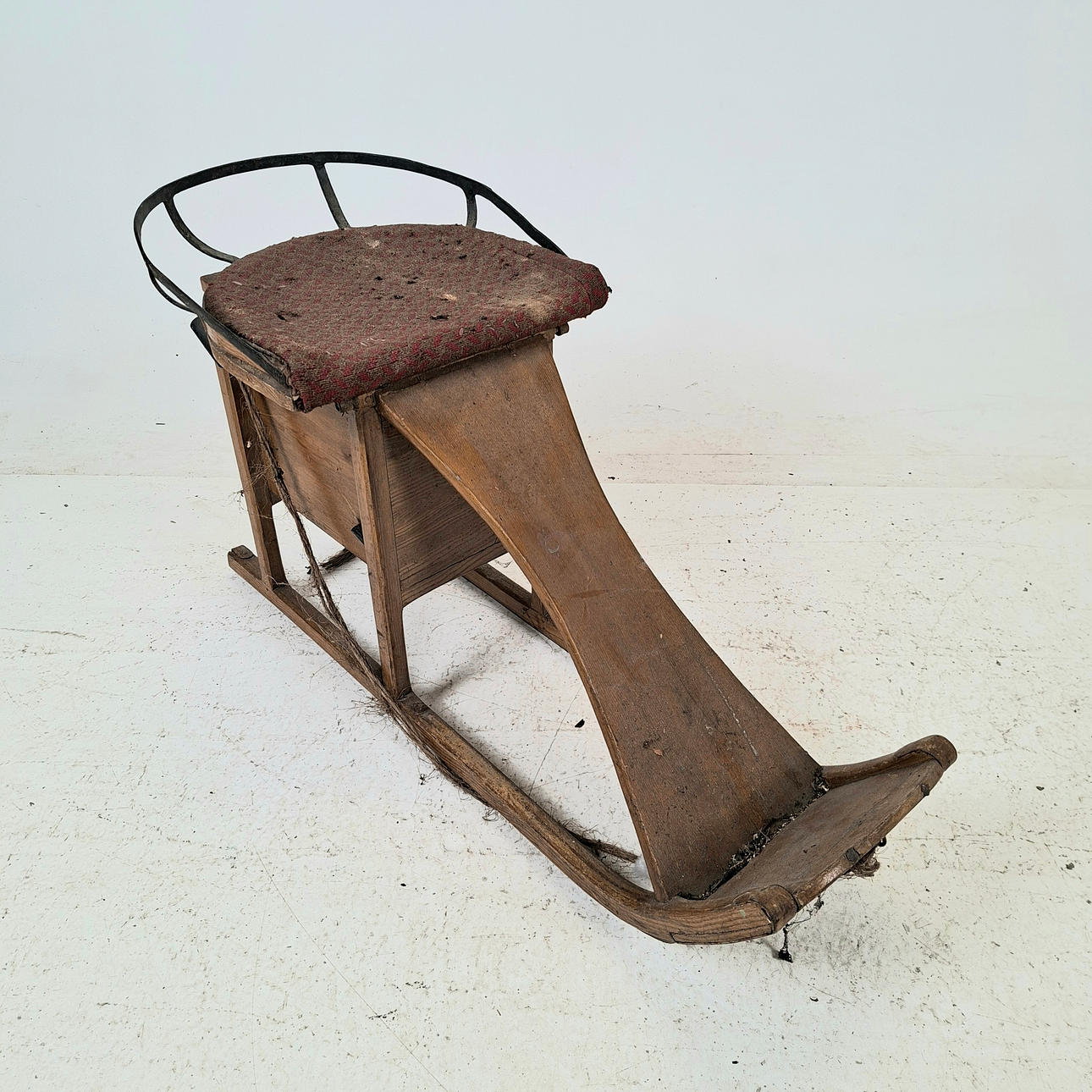 An early 20th century sleigh.
