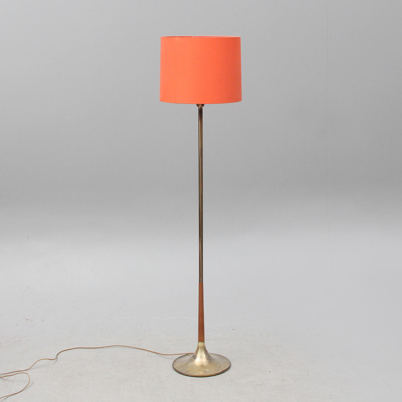 FLOOR LAMP, metal.