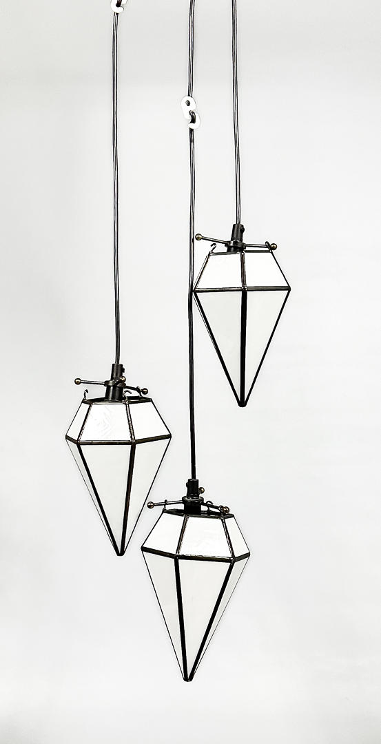 PENDELLAMPOR, 3 st, blyinfattad glas.