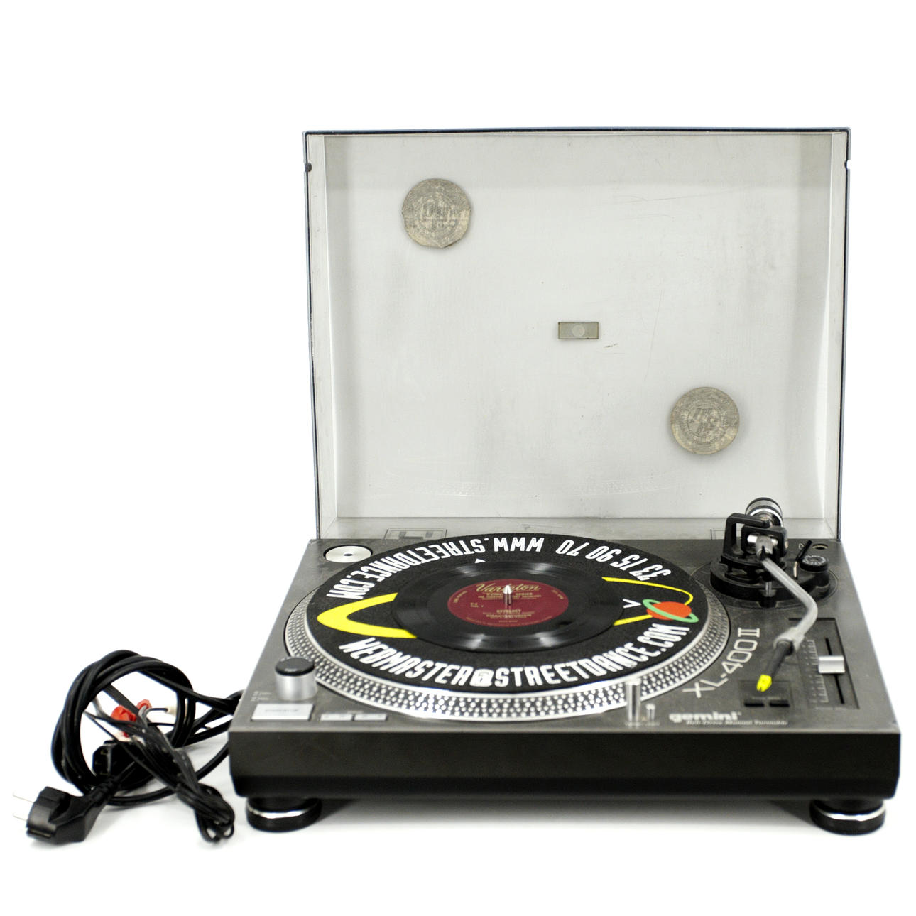 TURNTABLE, Gemini, Belt-Drive Manual Turntable.