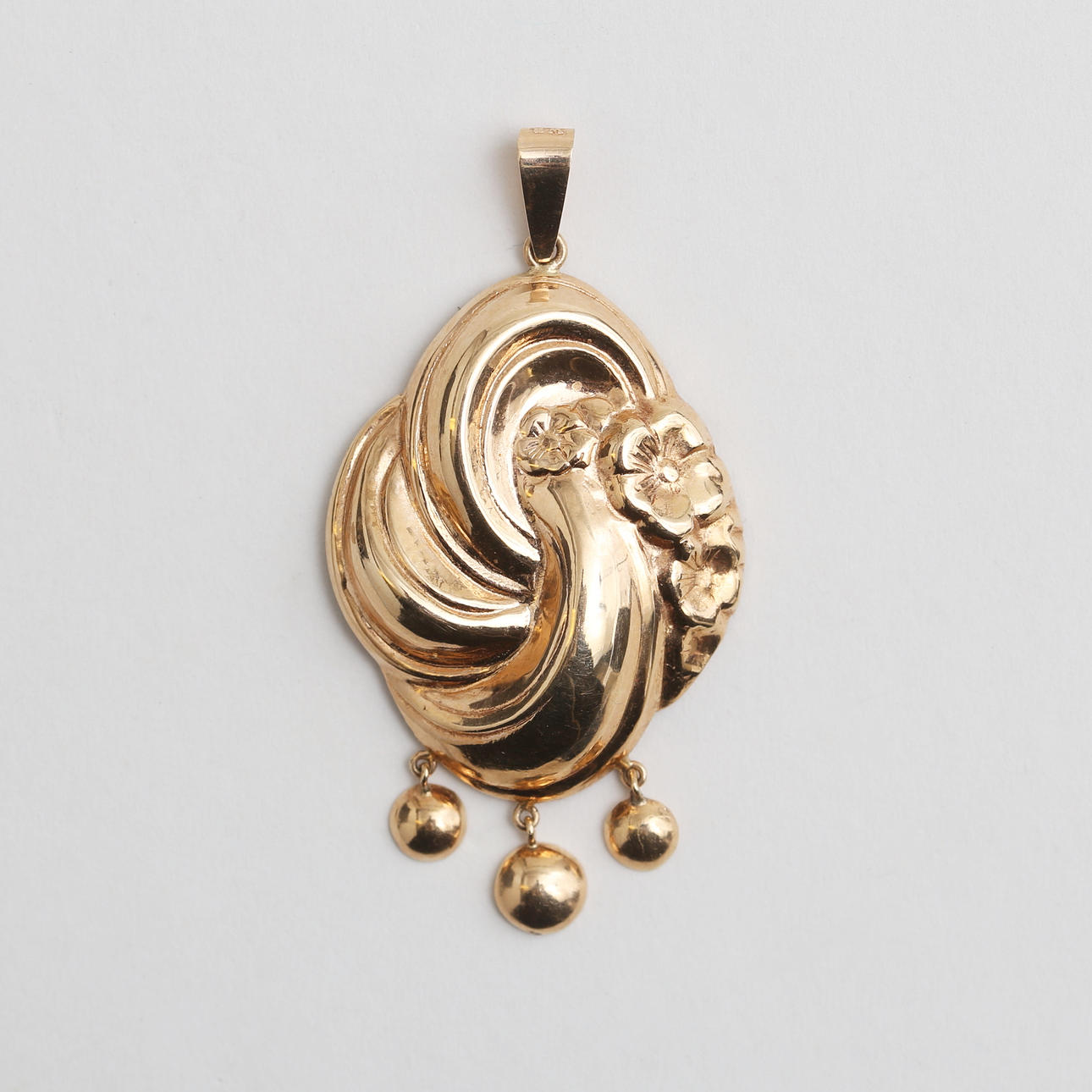 PENDANT, 18k gold, 4,34 grams.