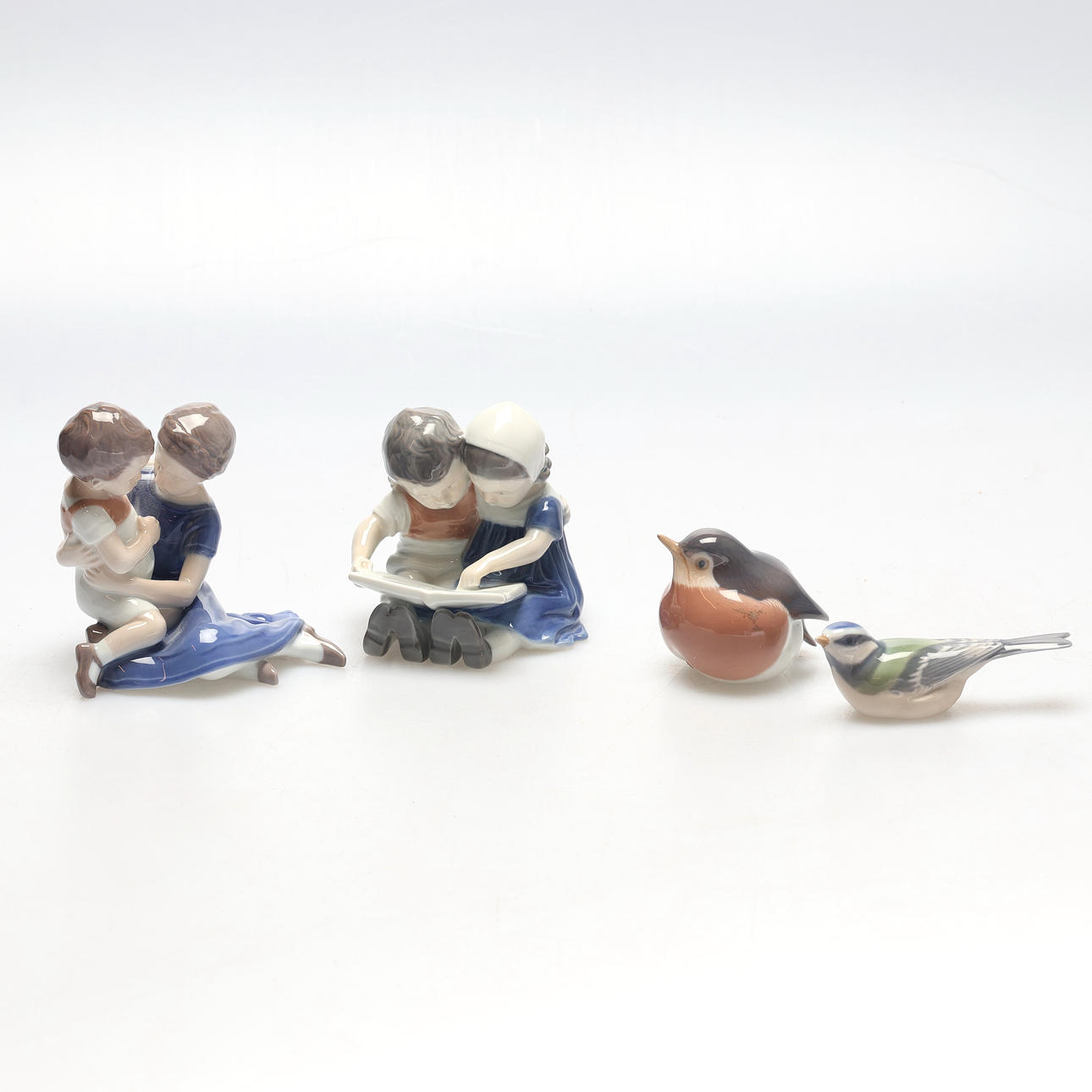 FIGURINER, 4 st, Bing & Gröndahl, Köpenhamn.