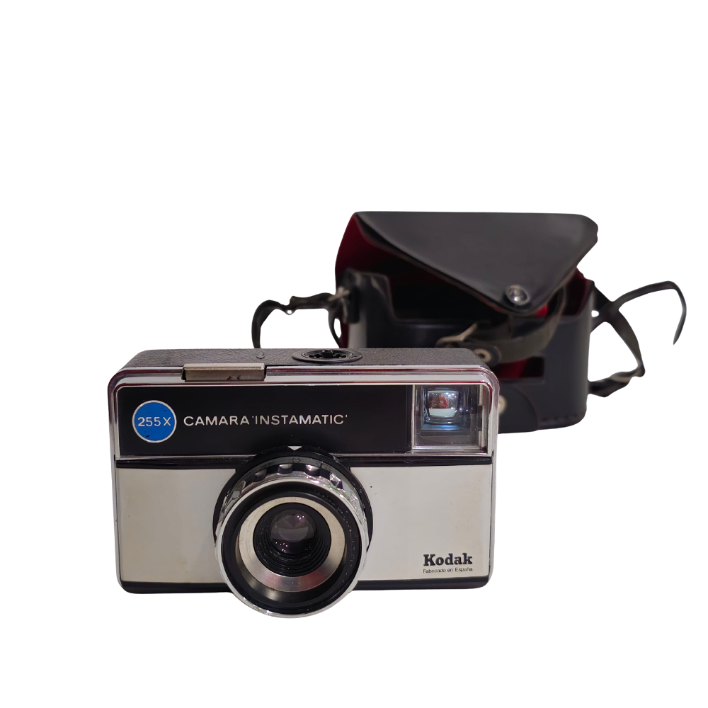 KODAK ISTAMATIC PHOTO CAMERA WITH LEATHER CASE.