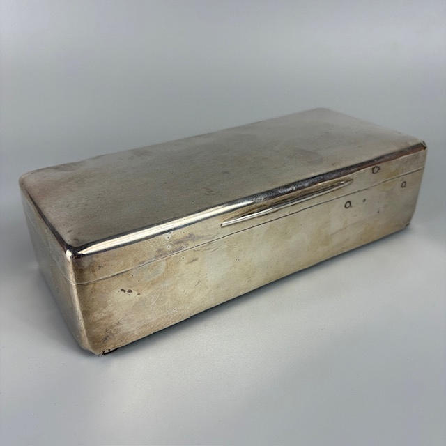 SILVER HALLMARKED CIGARETTE BOX.