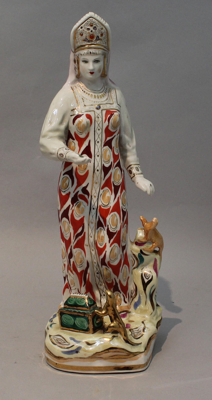 FIGURIN. Rysk Bojarinna. 1950-tal. Märkt DULEVO.