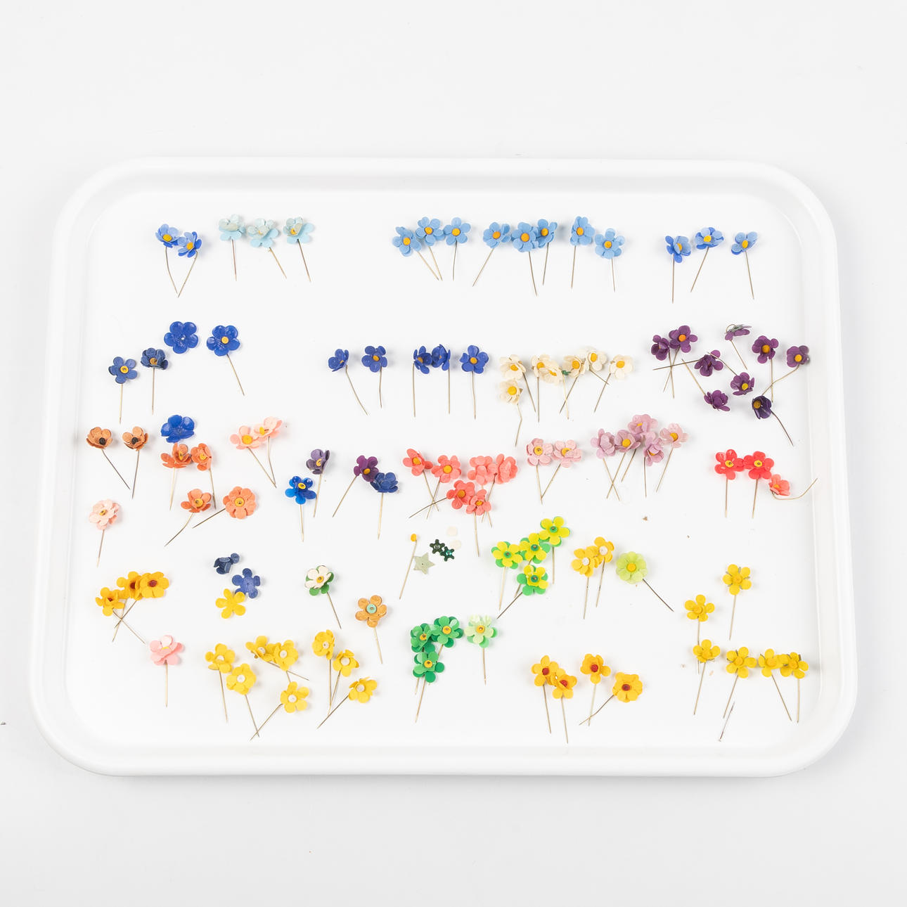 MAYFLOWERS, larger collection ca 1930-1980.