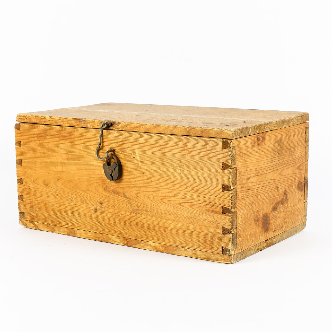 WOODEN BOX AND PINCUSHION.