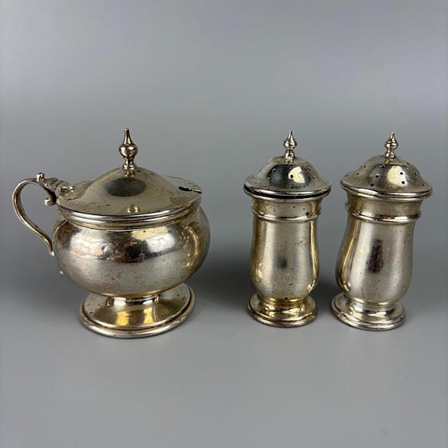 SILVER HALLMARKED CONDIMENT SET.