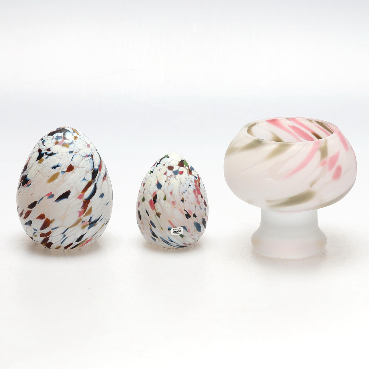 MONICA BACKSTRÖM, 3 glass objects, Kosta.