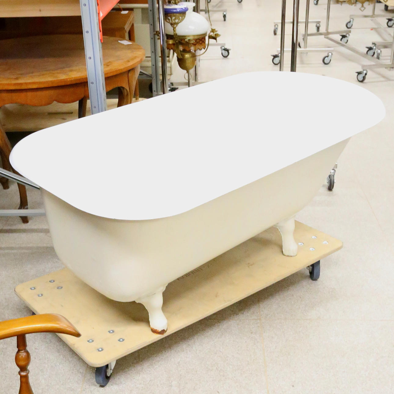 BADKAR, gjutjärn, 1900-talets första hälft.