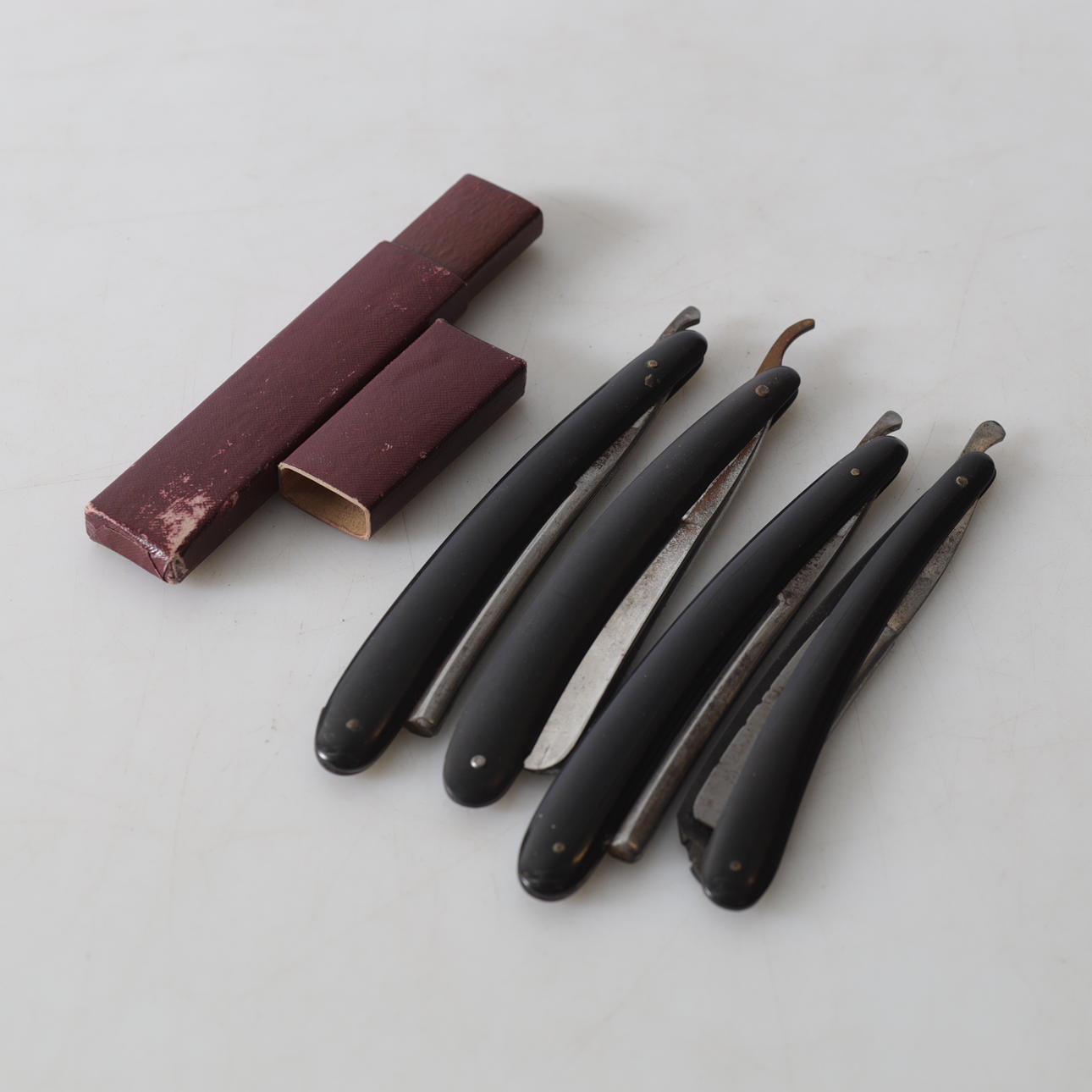 RAZOR BLADES, 4 pcs. Hellberg, Eskilstuna, 20th century.