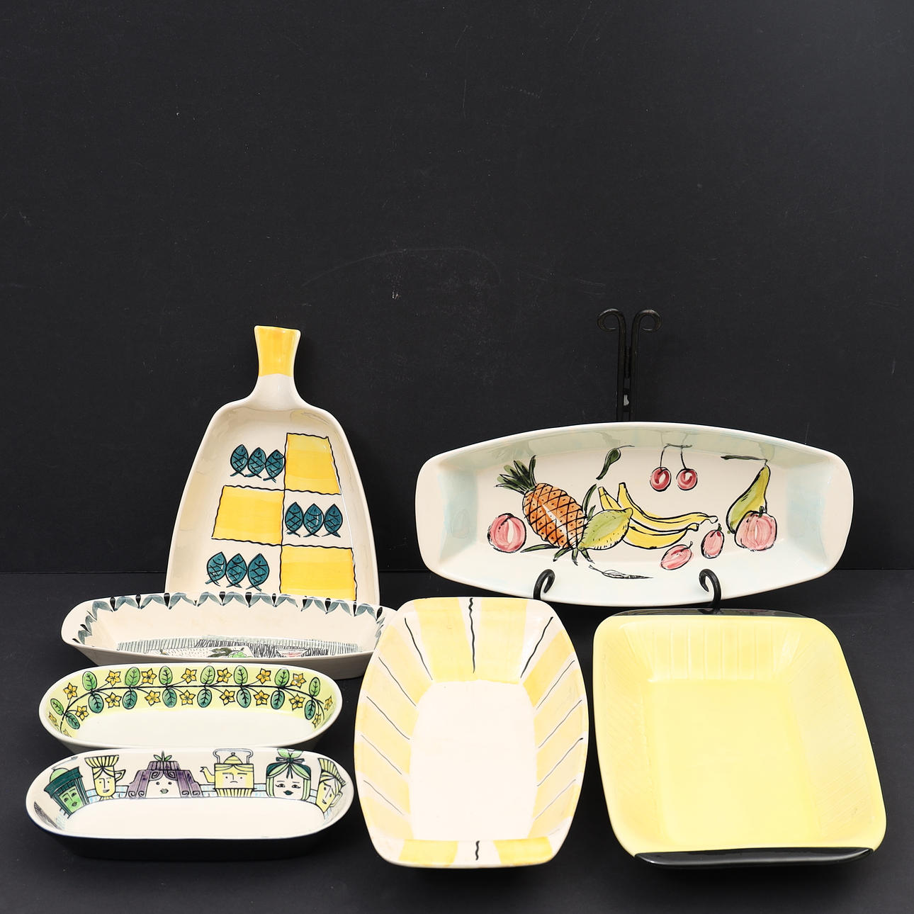 CERAMIC 7 PIECES, Jie & Deco.