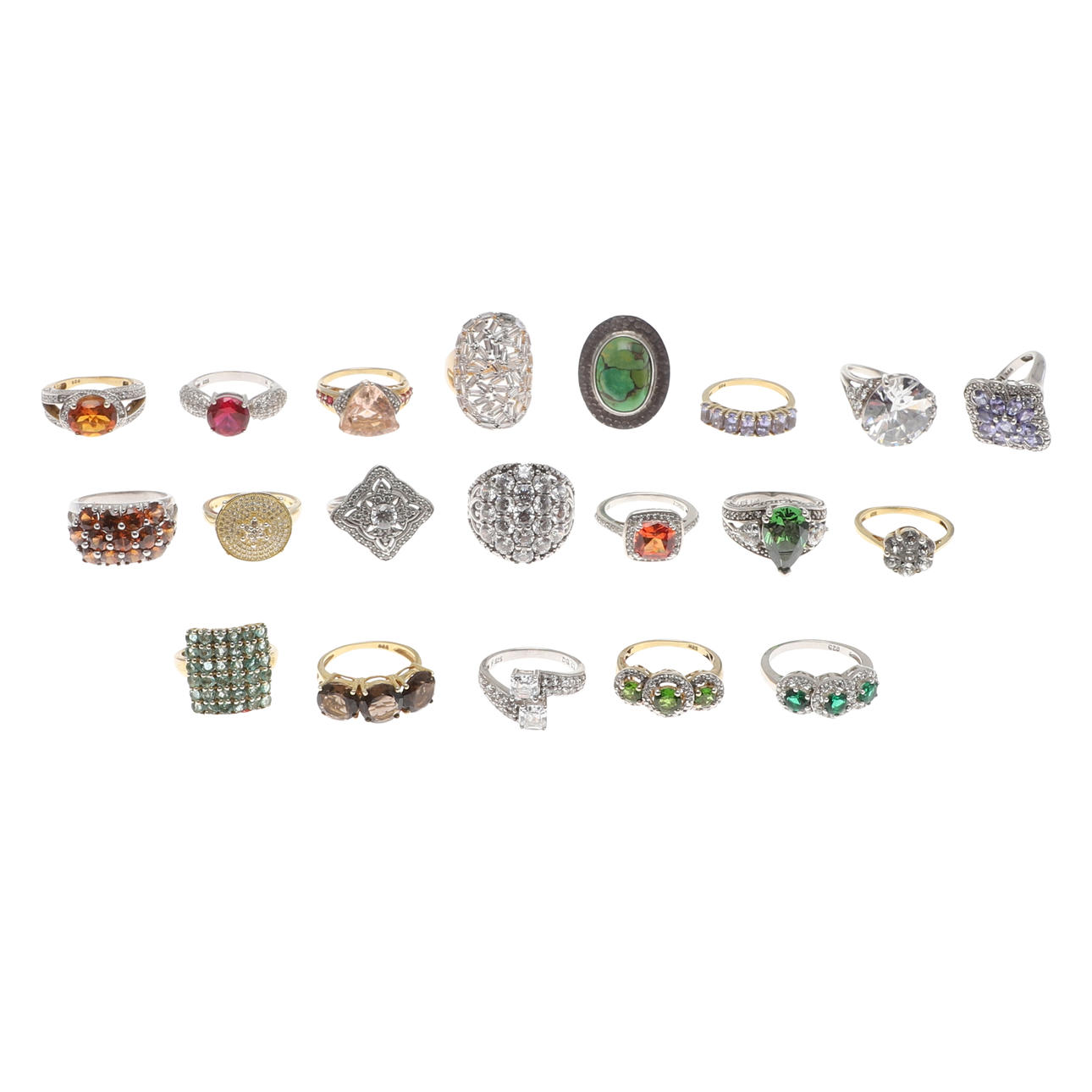A QUANTITY OF SILVER AND GEM SET RINGS.