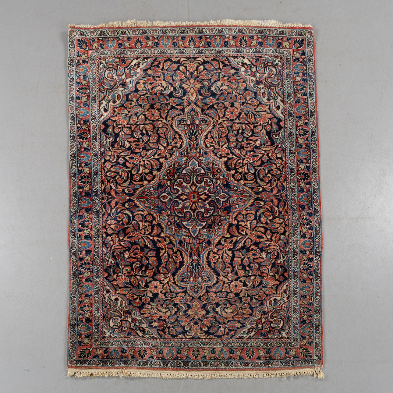 CARPET, Persian, 143x104 cm.