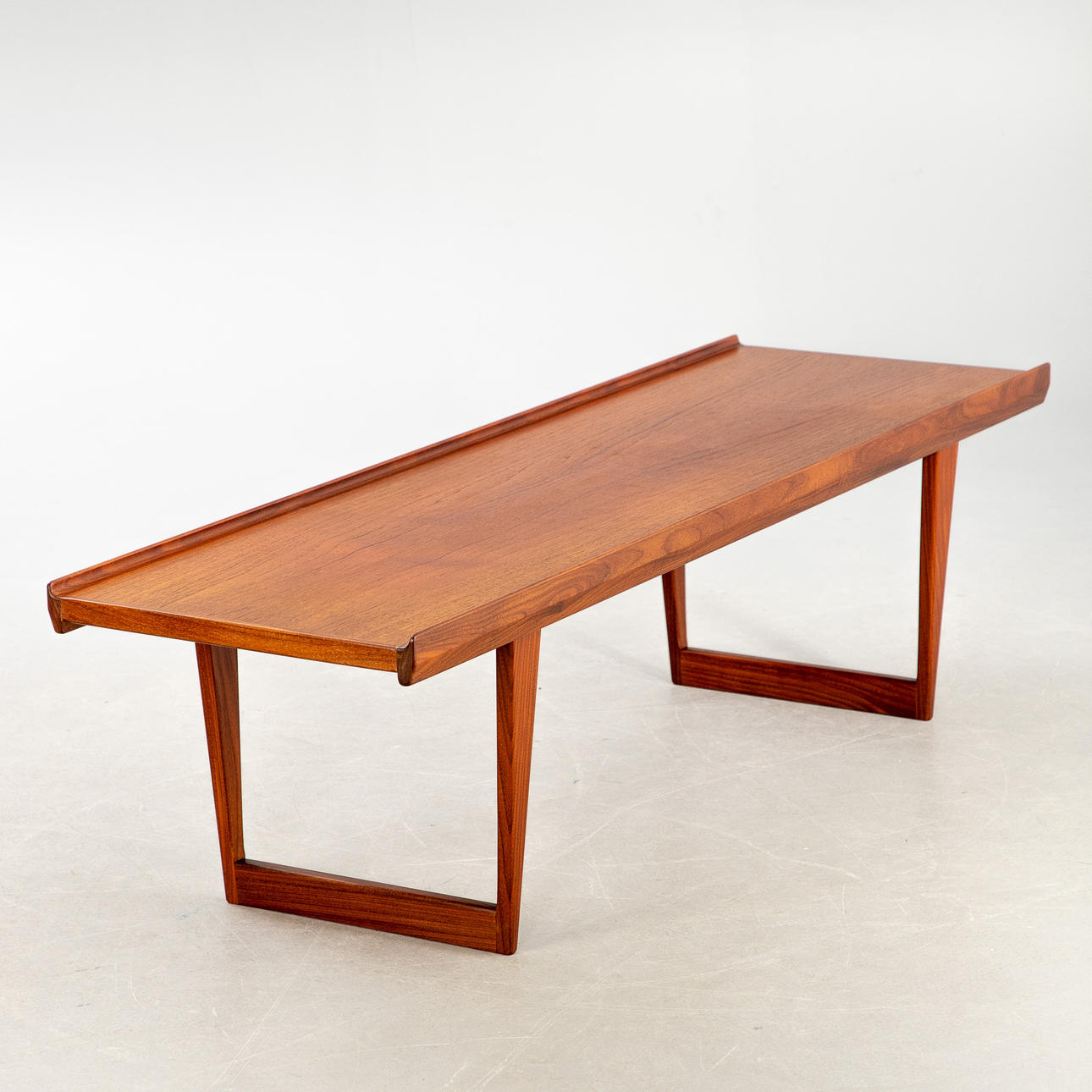 PETER LØVIG NIELSEN. Sofa table/bench in teak, Denmark, 1960s.
