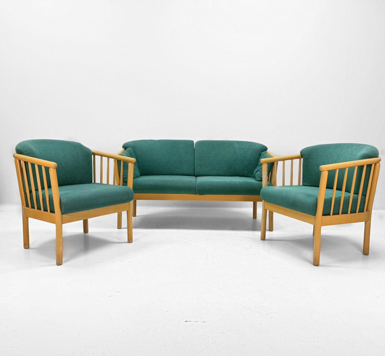 SOFA GROUP - SOFA & ARMCHAIRS 2 pcs, beech, Skandiform, 20th century.