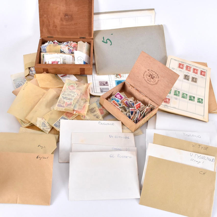 LOT STAMPS, worldwide, 1 box.