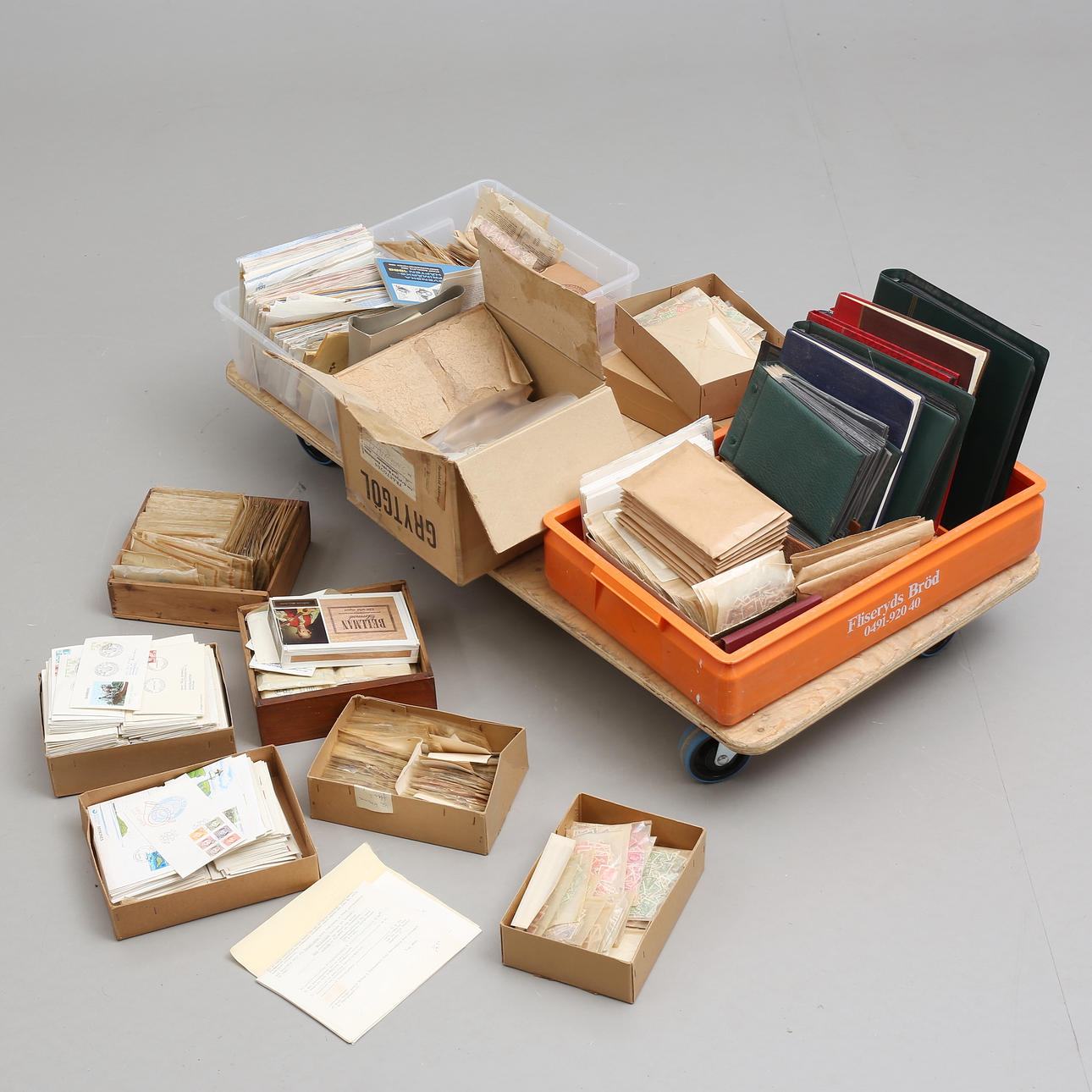 STAMPS, large lot, mostly Sweden.