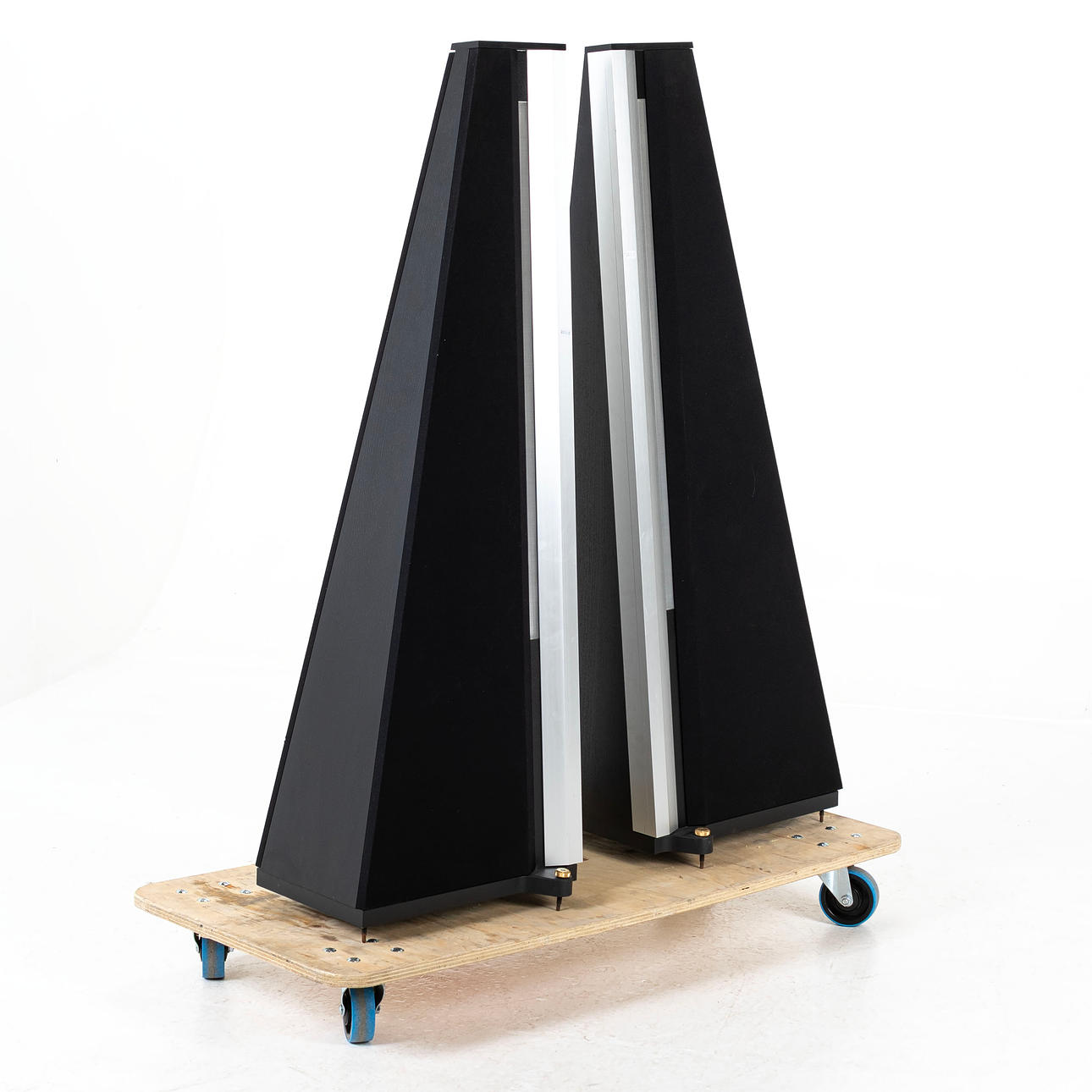 SPEAKERS, 1 pair, Dali Skyline, Denmark.