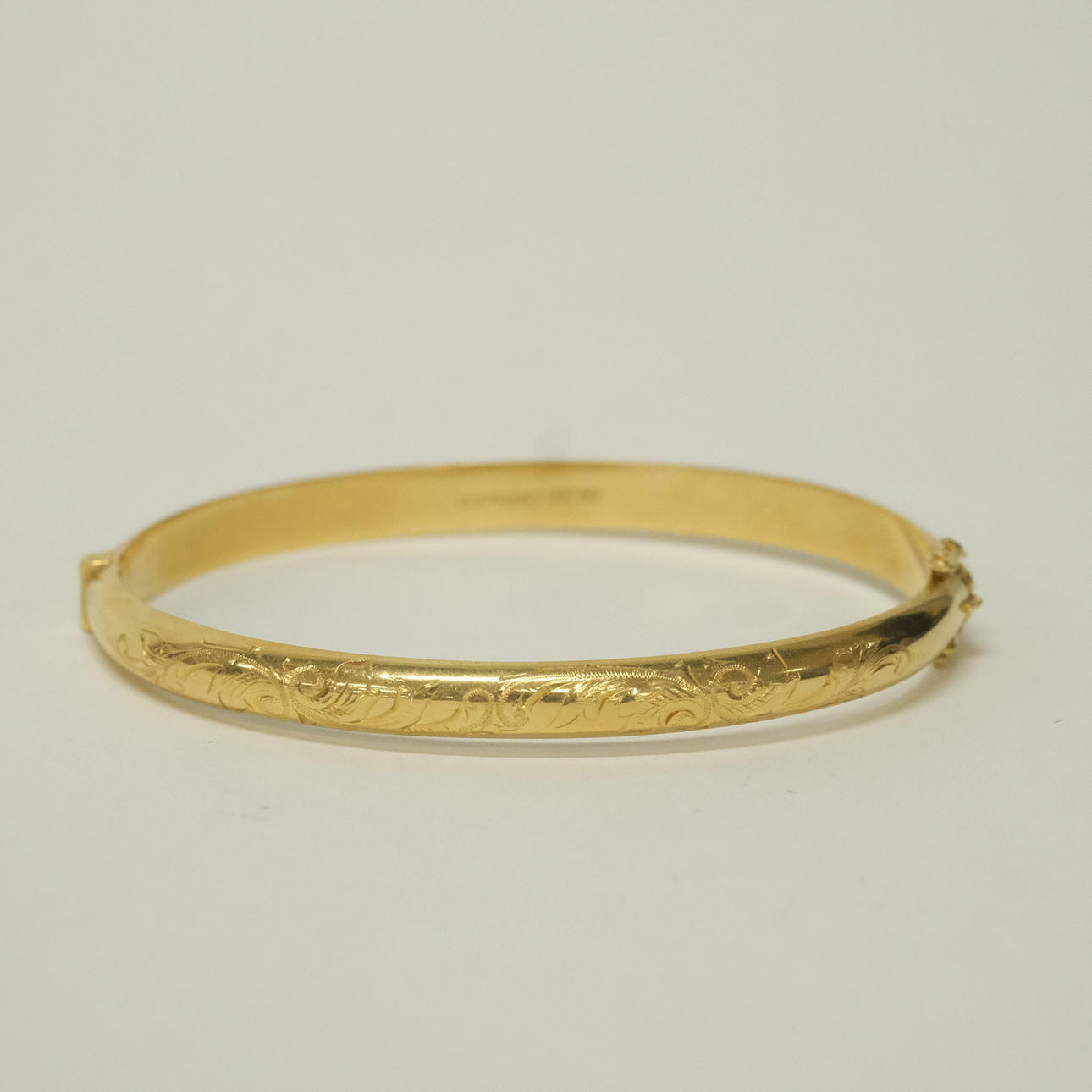 BANGLE, 18K GOLD.