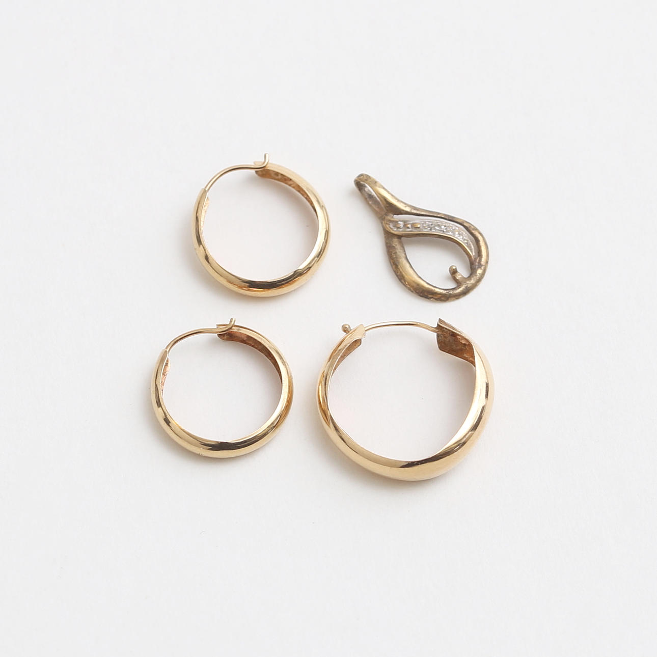 SCRAP GOLD, 1,77 grams.