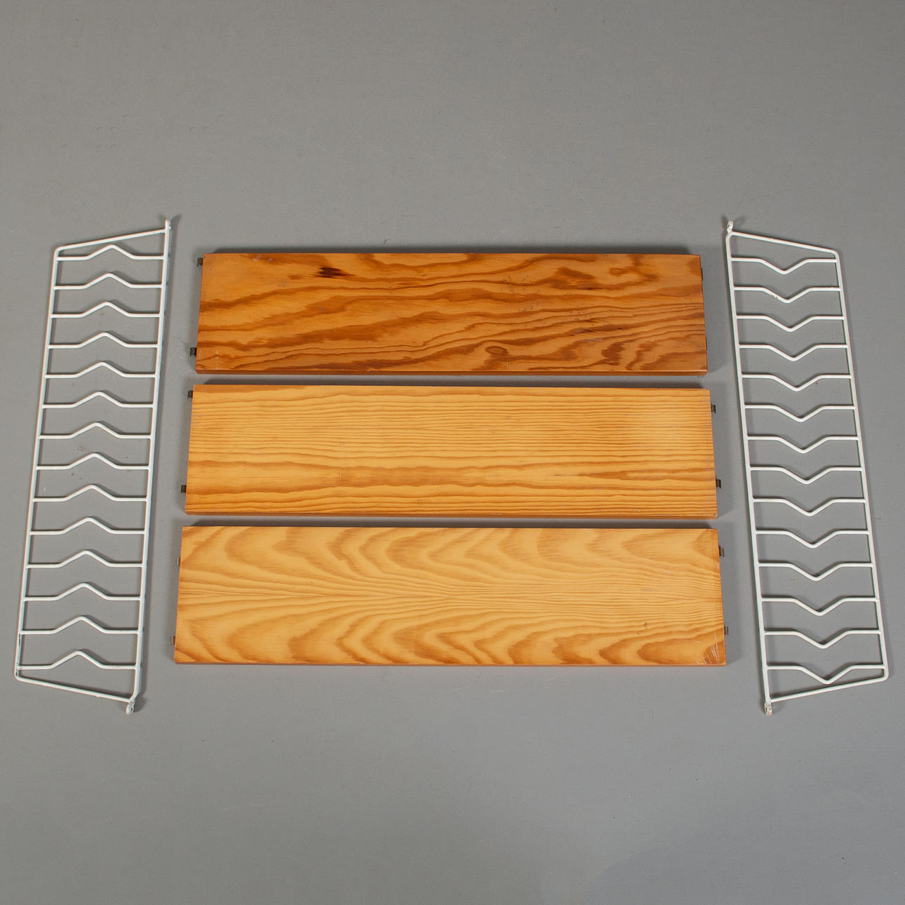 SRINGHYLLA, three-level white gables.