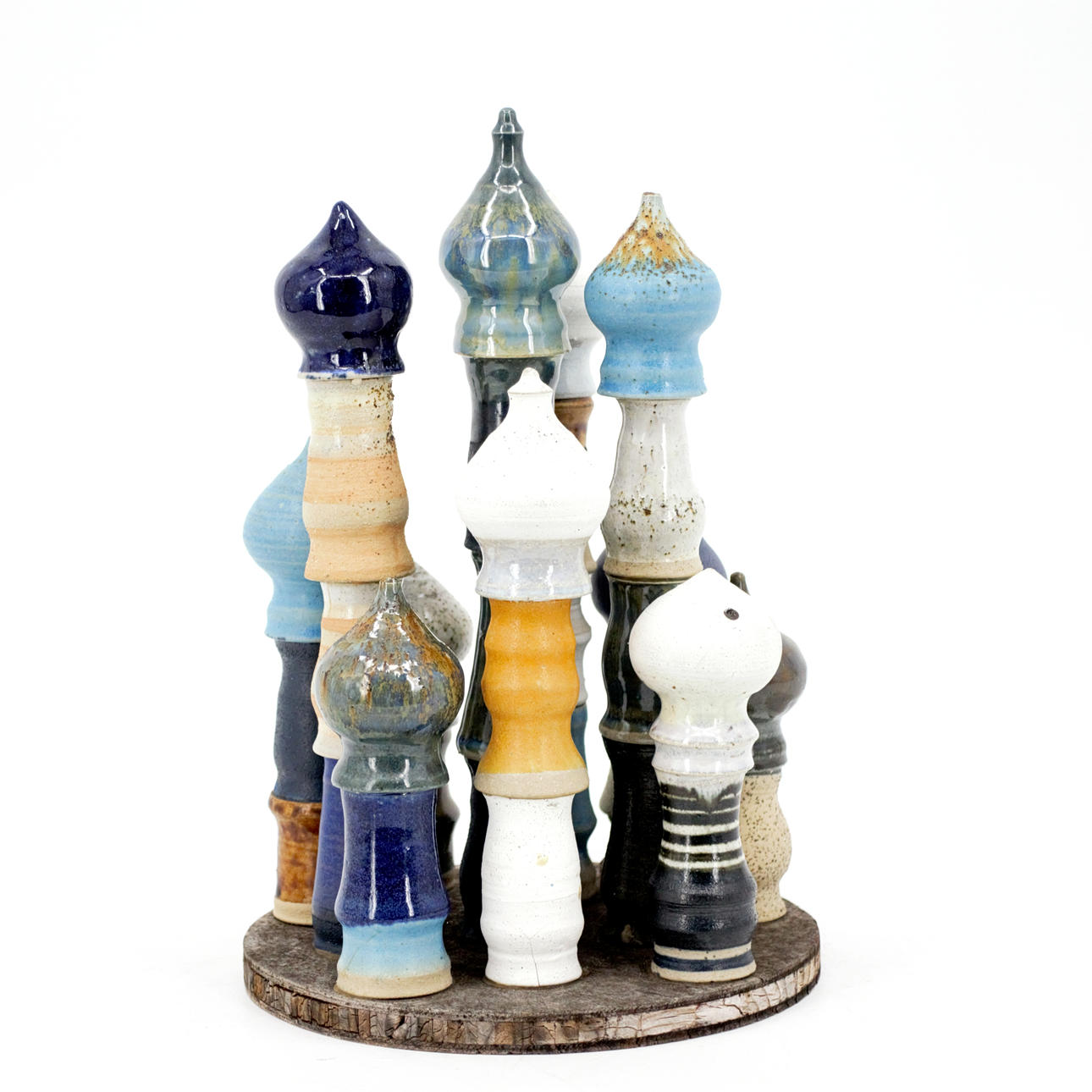 BRITA MELANDER-JUNGERMANN. Sculpture, tower, stoneware, signed.