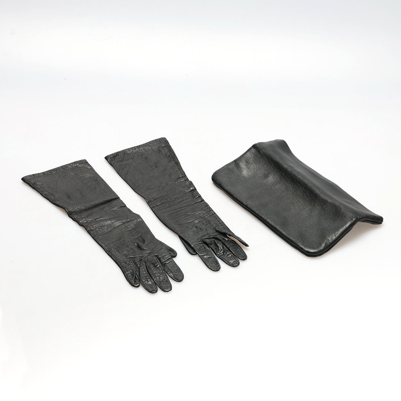 GLOVES, EVENING BAG. Leather, vintage.