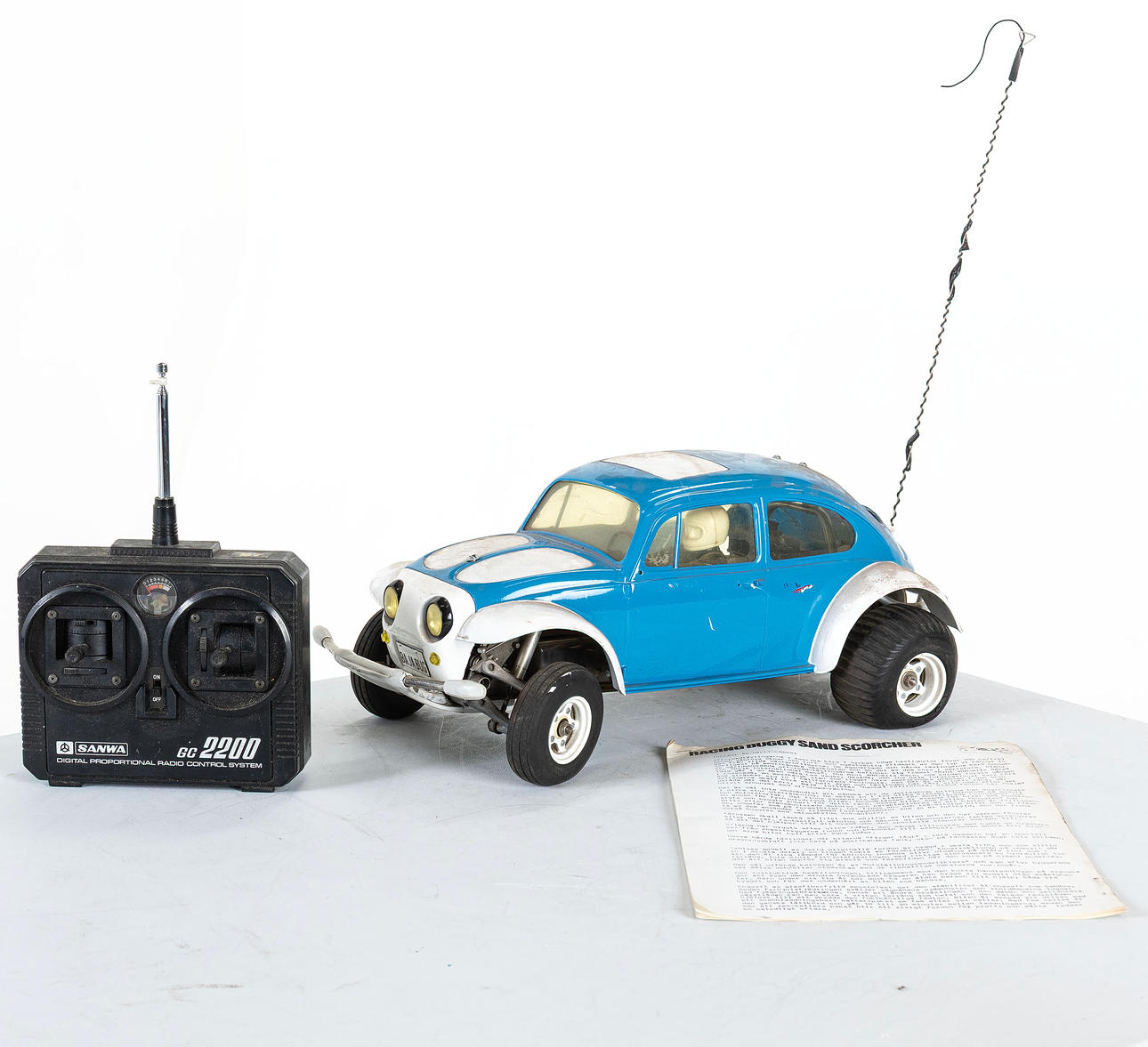 R/C MODEL CAR, with controller, Bajabug.
