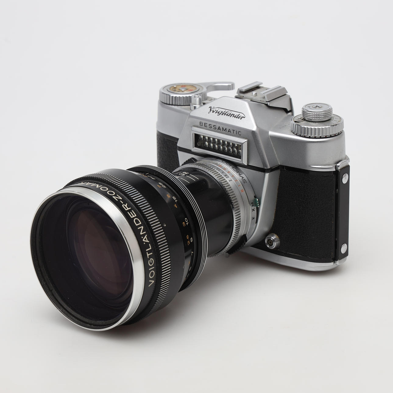 CAMERA and LENS, Voigtländer.