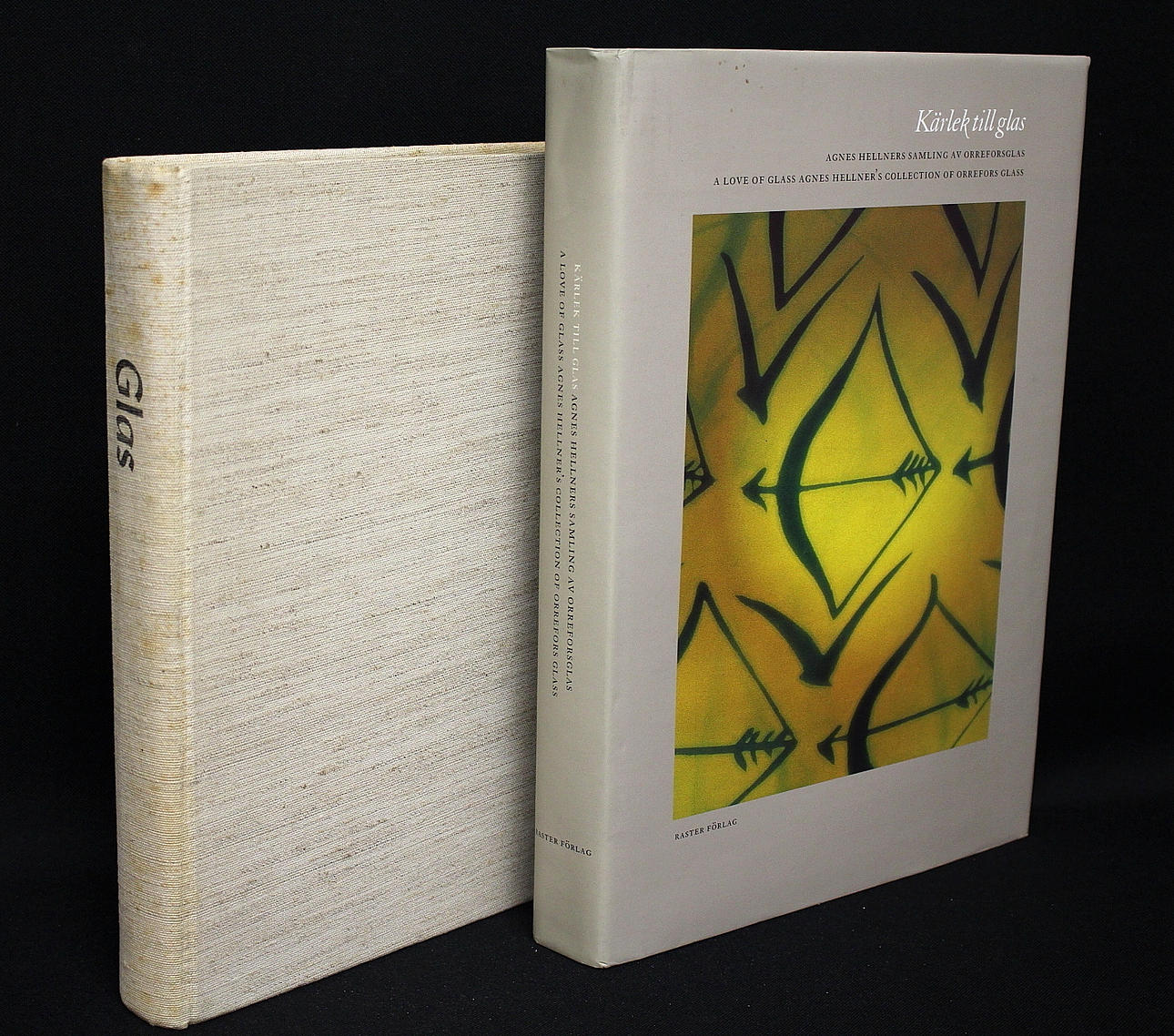 BOK, Kärlek till glas, Agnes Hellners samling av Orreforsglas, Elias Steenberg och Bo Simminigsköld.