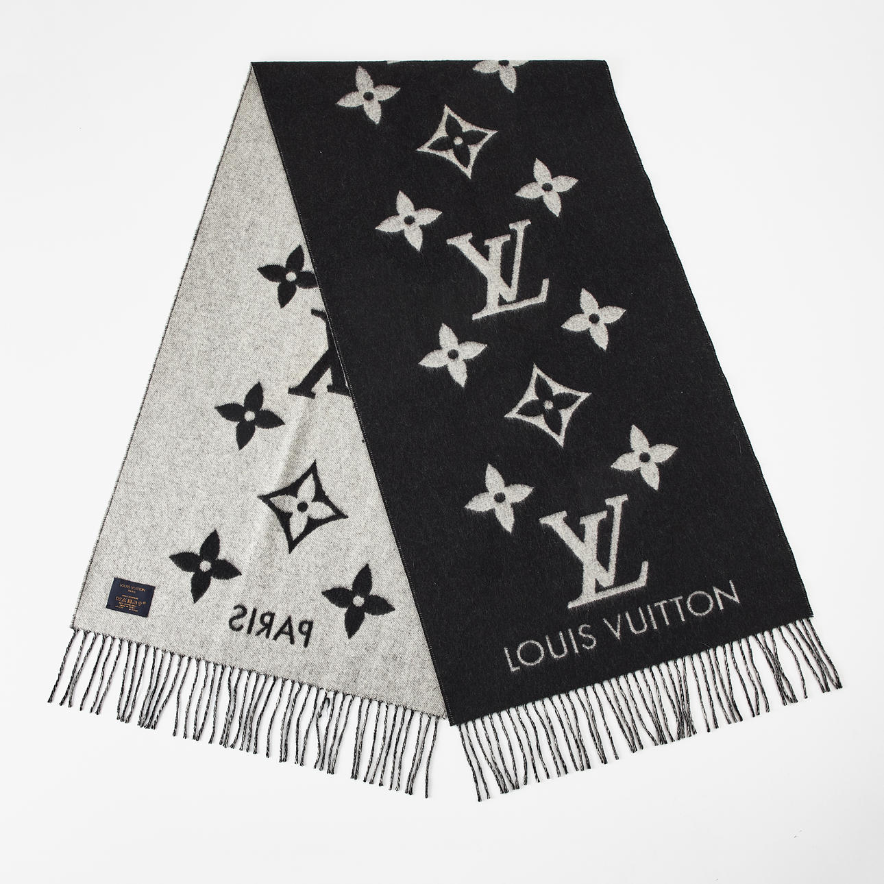 LOUIS VUITTON, scarf, 2023.