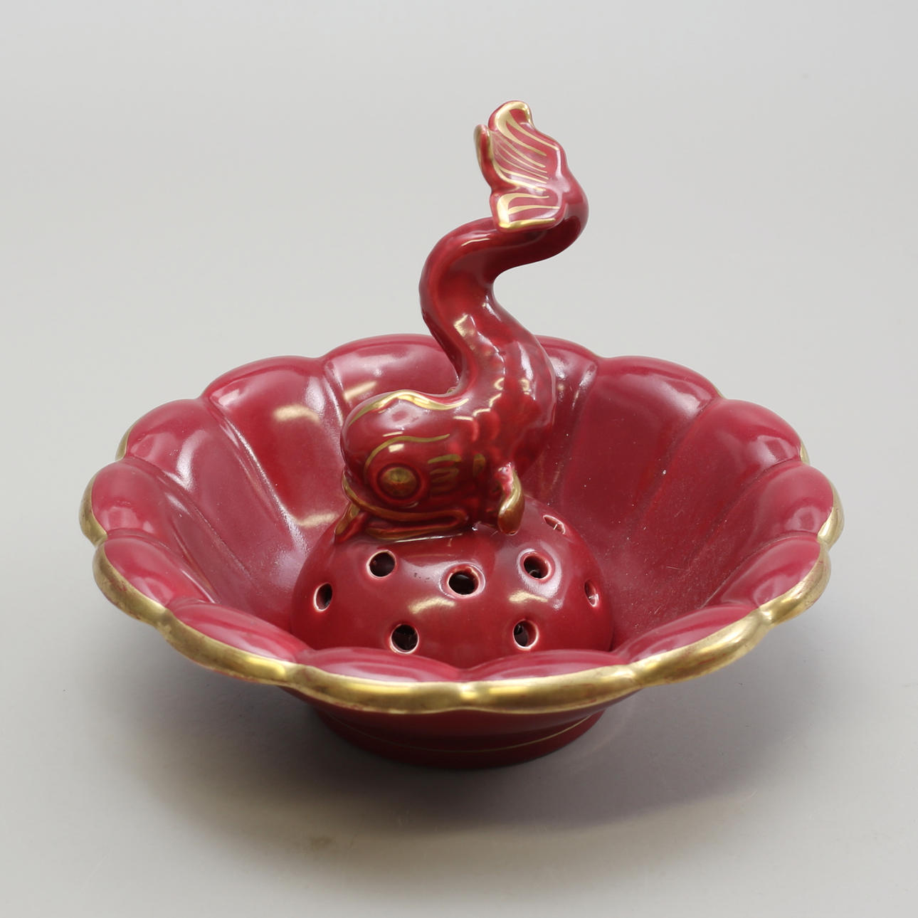 ARTHUR PERCY. Table essay, porcelain, “Red Rubin”, Gefle.