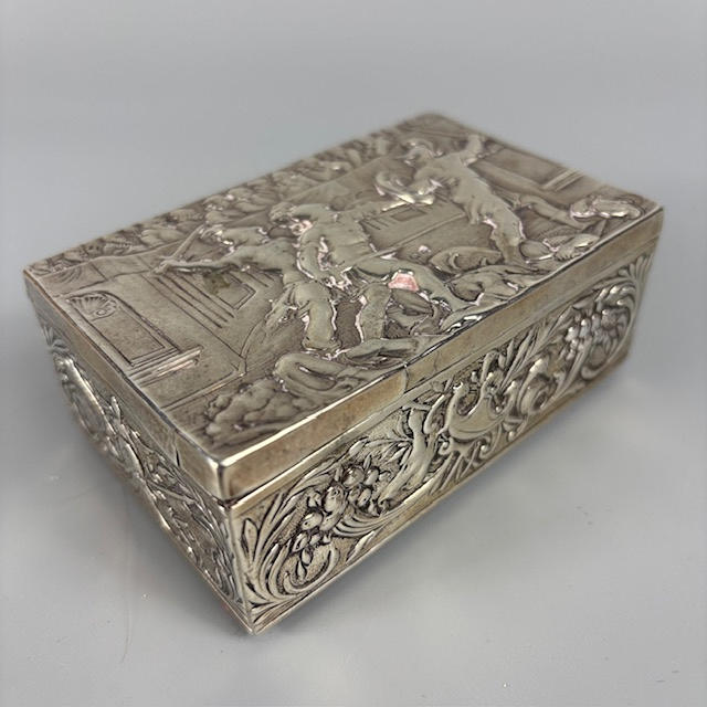 SILVER HALLMARKED BOX.