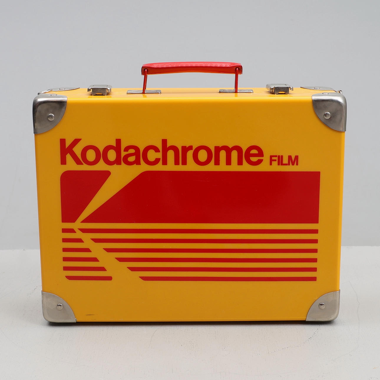FILM CASE, plastic/metal, Kodak.