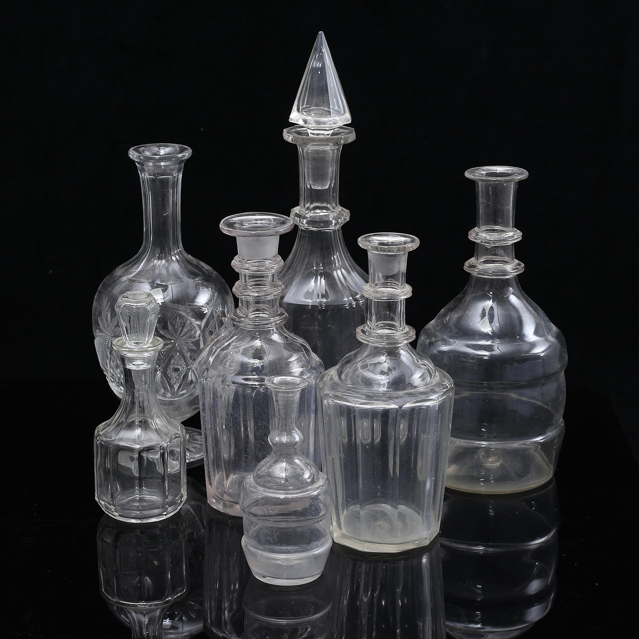 KRAFFER, 7 st, glas, 1800/ 1900-tal.