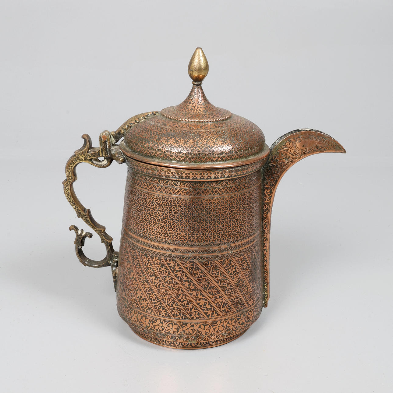 LARGE 19TH CENTURY KASHMIRI COPPER COFFEE POT.