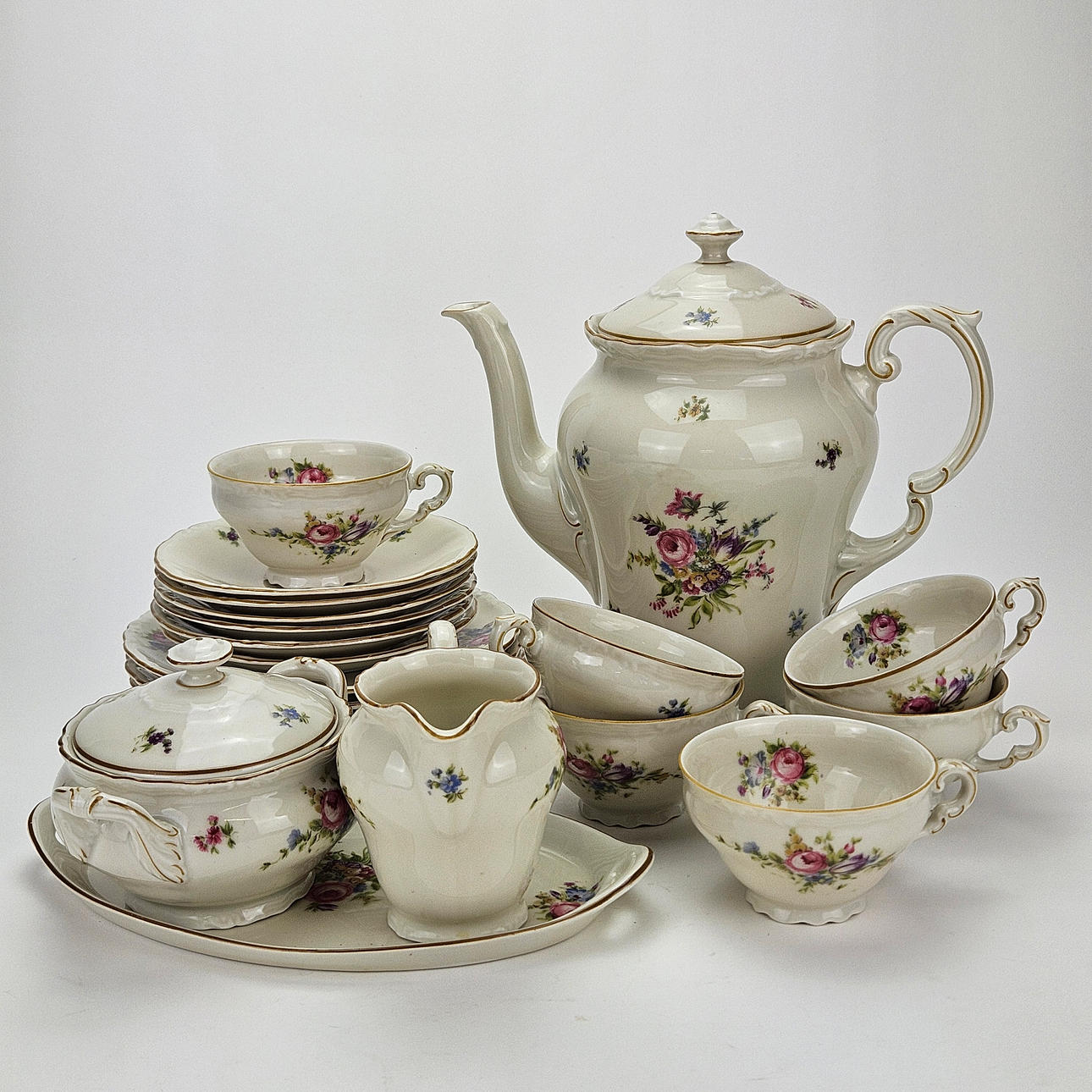A 16-piece coffee set, Rococo style, Epiag, Germany.