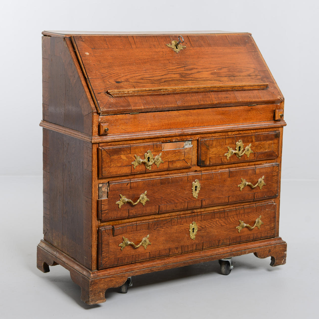 SNEDKLAFFSEKRETÄR, barock, 1700-tal.