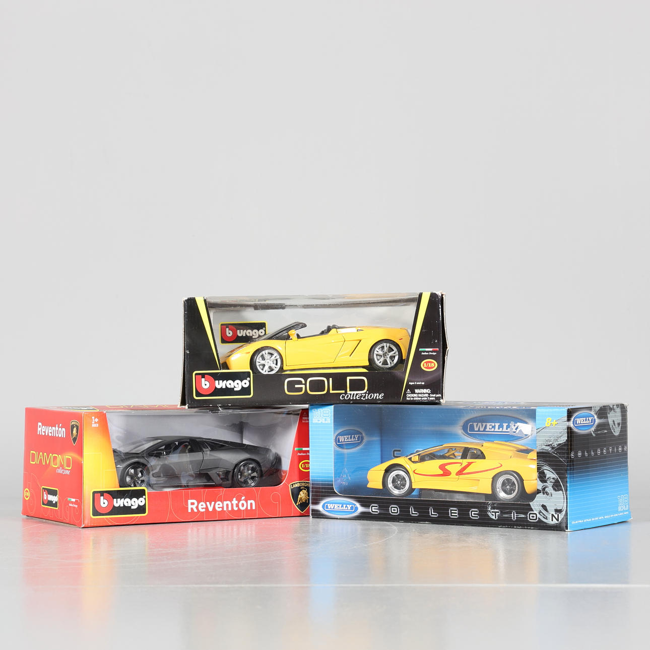 MODELLBILAR, 3 stycken, Lamborghini, 1:18.