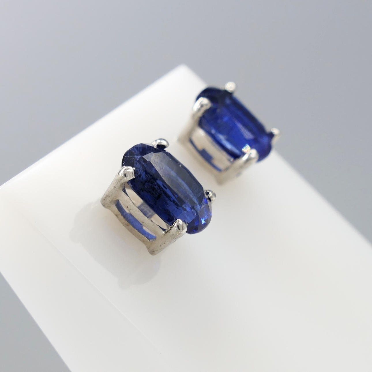 KYANITE GEMSTONE ear studs.