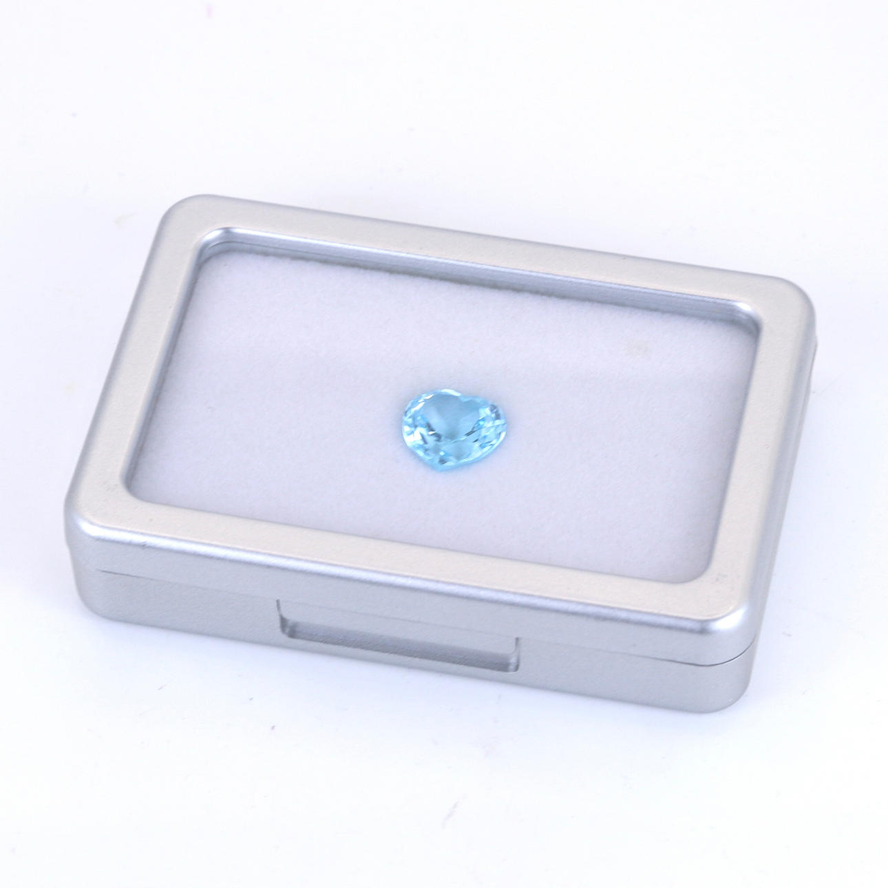HEART CUT BLUE TOPAZ (8.02CT).