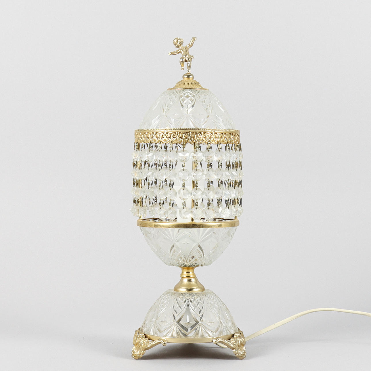 TABLE LAMP with prisms.