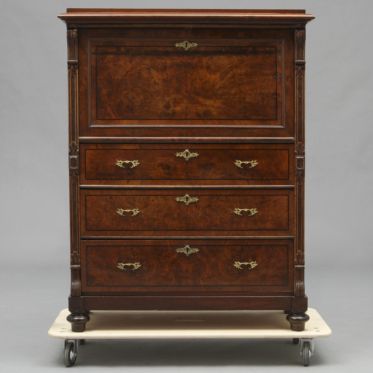 CHIFFONIER, nyrenässans, 1800-tal.