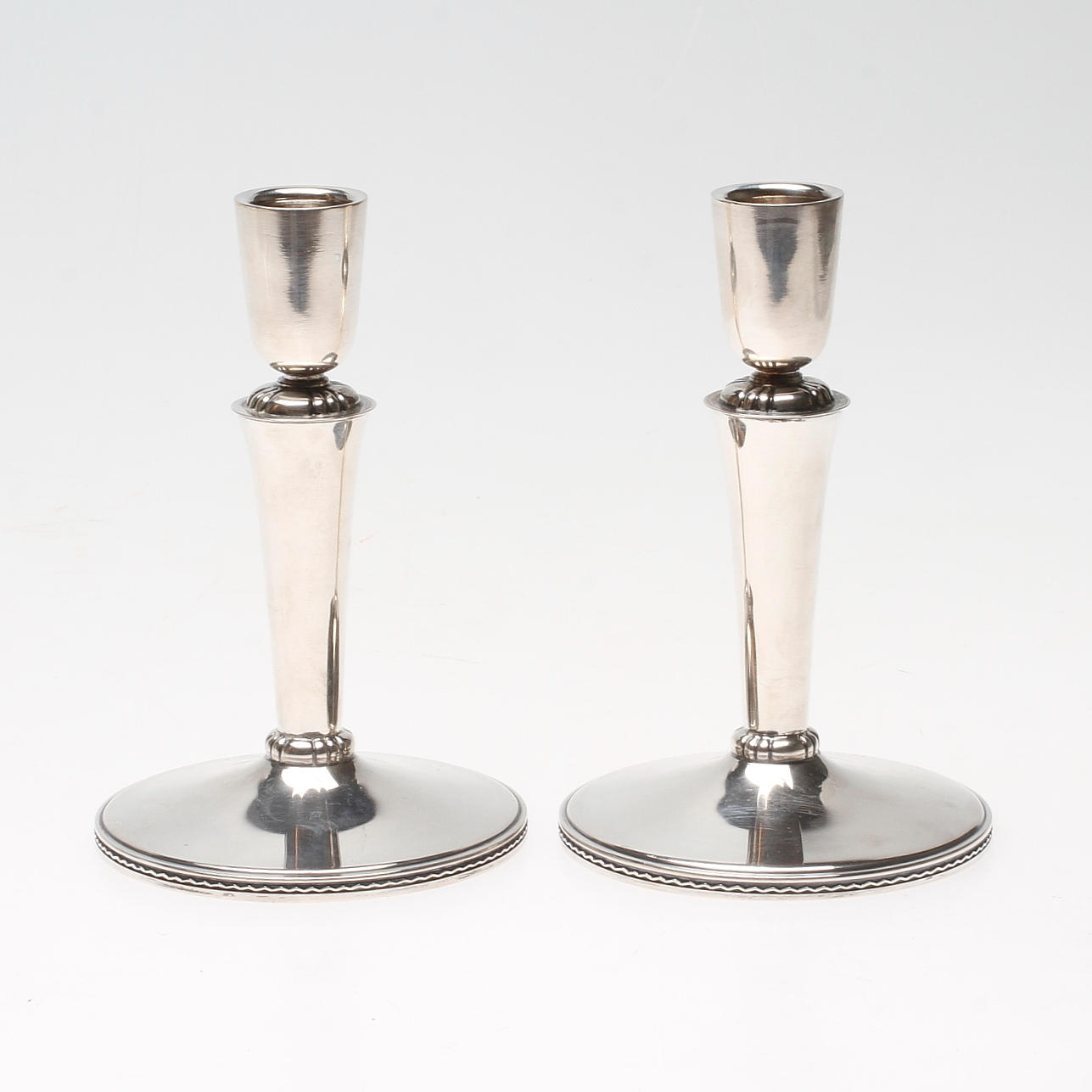 LJUSSTAKAR, ett par, silver, Eric Råström, Stockholm 1958.