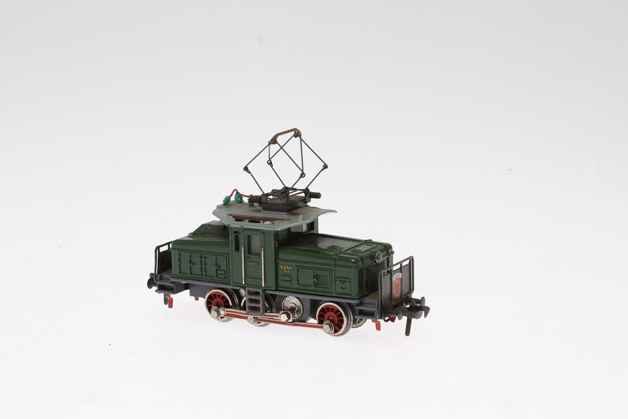 MODELLOK FLEISCHMANN 1330 grön.