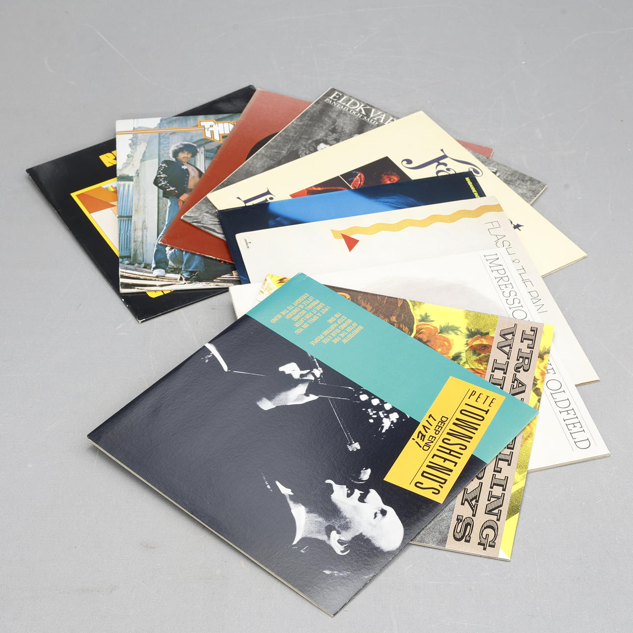 VINYL RECORDS, 10 pieces, mixed artists.